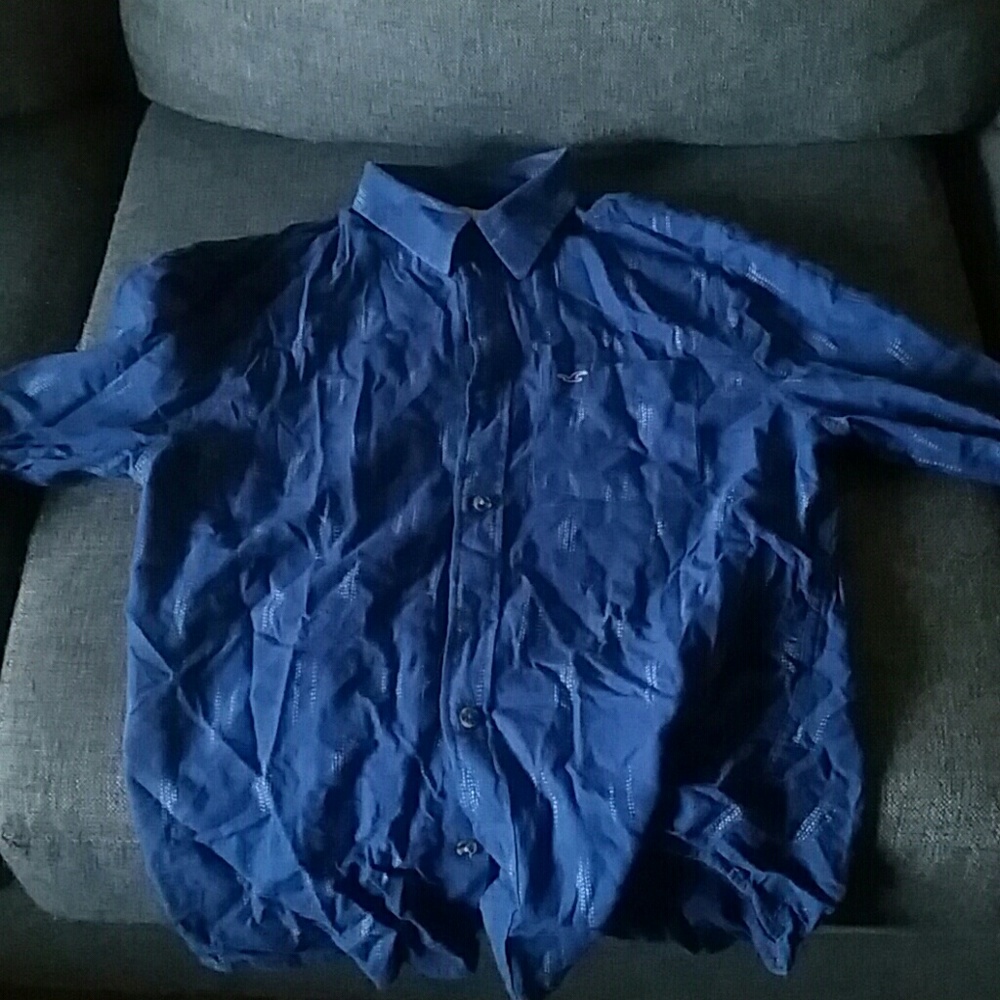 HOLLISTER PRINTED SHIRT